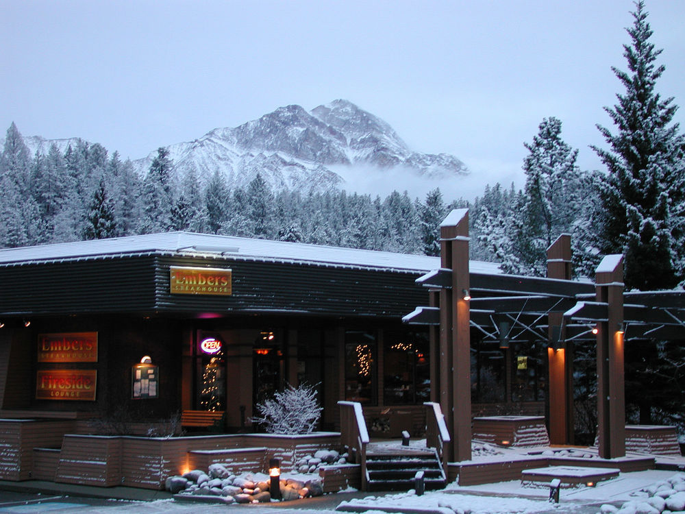 Marmot Lodge Jasper Exteriér fotografie